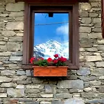 Trois Couronnes Di Charme Ad Uso Turistico Breve E Stagionale *