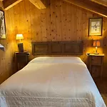 Trois Couronnes Di Charme Ad Uso Turistico Breve E Stagionale Apartment *