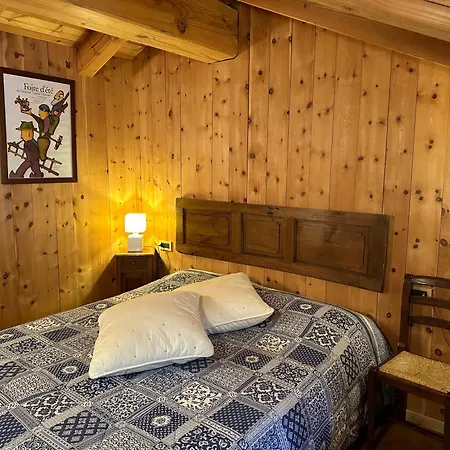 Trois Couronnes Di Charme Ad Uso Turistico Breve E Stagionale Apartamento *