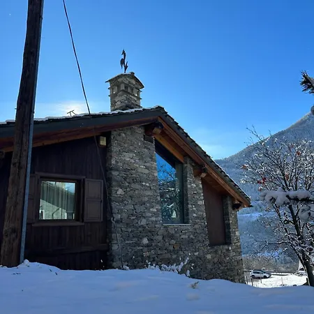 Trois Couronnes Di Charme Ad Uso Turistico Breve E Stagionale * La Salle