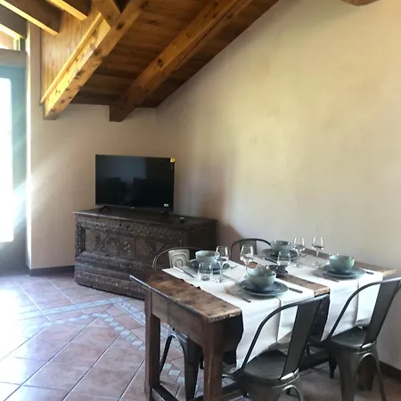 Lägenhet Trois Couronnes Di Charme Ad Uso Turistico Vda *