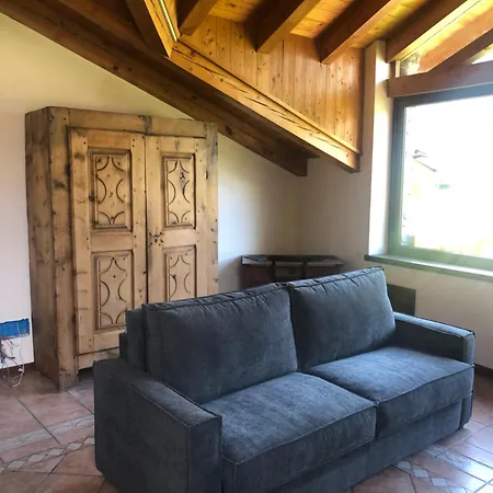 Apartmán Trois Couronnes Di Charme Ad Uso Turistico Breve E Stagionale La Salle