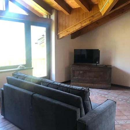 Apartamento Trois Couronnes Di Charme Ad Uso Turistico Breve E Stagionale La Salle