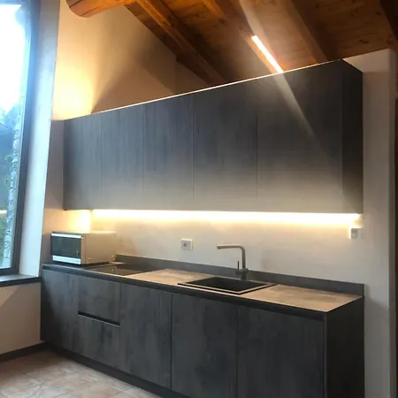 Apartmán Trois Couronnes Di Charme Ad Uso Turistico Breve E Stagionale La Salle