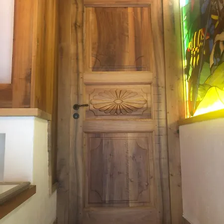 Apartment Trois Couronnes Di Charme Ad Uso Turistico Vda