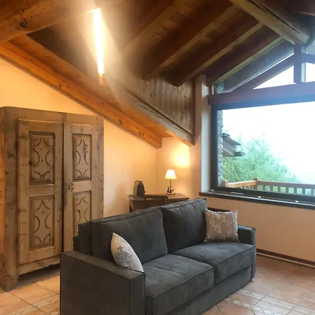 Trois Couronnes - Grande Rochere Di Charme A Valle D'aosta Apartment La Salle