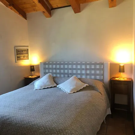 Trois Couronnes Di Charme Ad Uso Turistico Vda La Salle