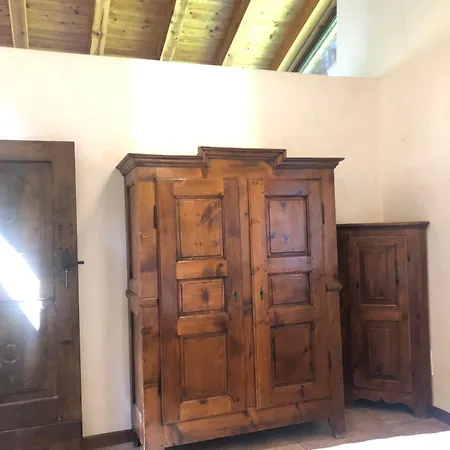 Trois Couronnes Di Charme Ad Uso Turistico Vda Apartment