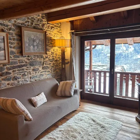 Trois Couronnes Di Charme Ad Uso Turistico Breve E Stagionale 아파트 *